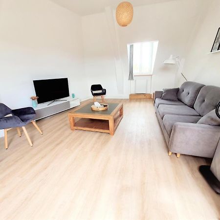 Joli Appartement Cosy Avec Jardin Lanvallay Exterior foto